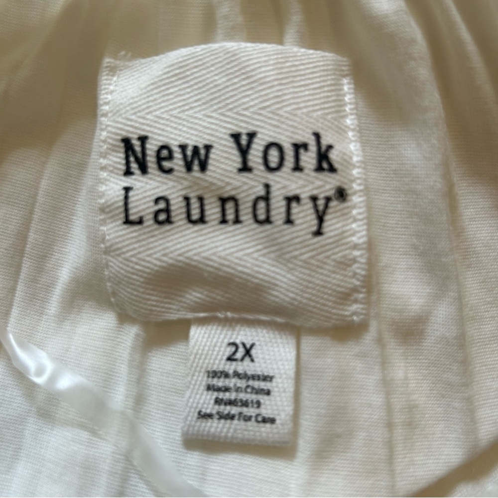 NWT New York Laundry white ruffle raglan embroidery flowy pretty blouse Size 2X - Picture 5 of 10